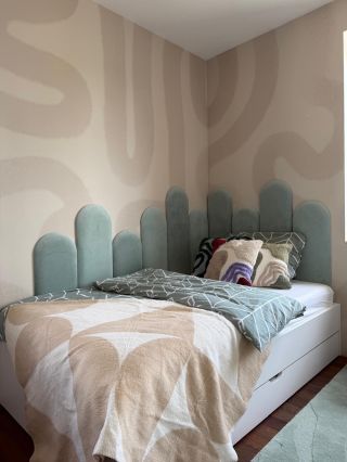 Ďakujeme za fotku čaľúnených panelov za posteľ, vyzera to veľmi dobre takáto kombinácia 🥰 #calunenepanely #dekoracia...